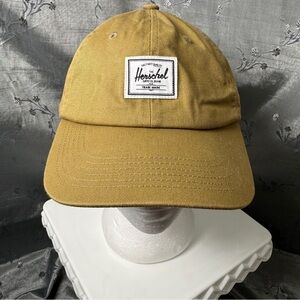 Herschel Supply Co Sylas Classic Khaki/ Dried Herb *Deadstock* NWOT Cap